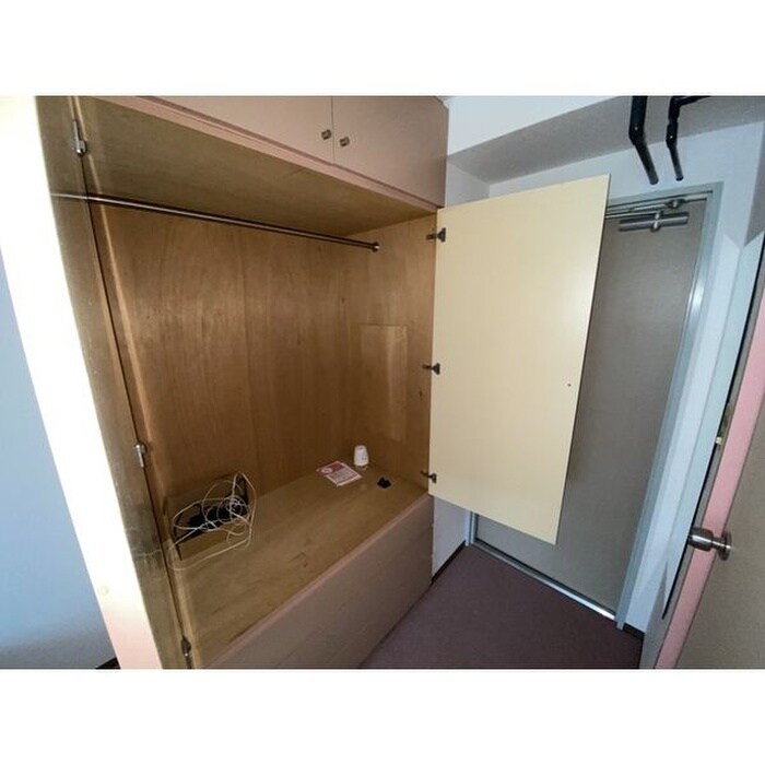 物件内観写真12　(収納)