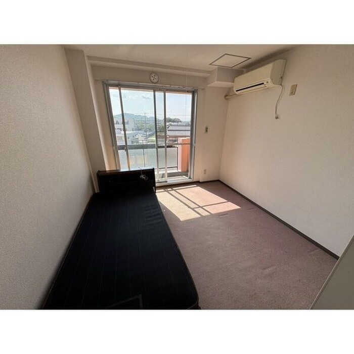 物件内観写真18　(居室)