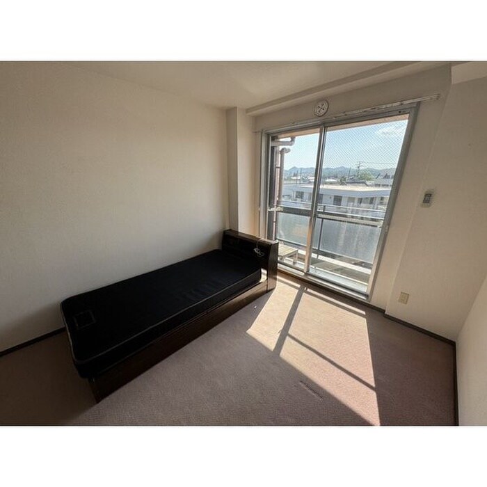 物件内観写真22　(居室)