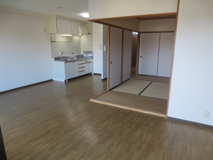 物件内観写真7　(居室)