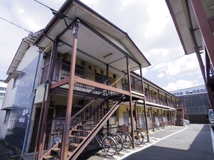 南郷マンション西棟外観写真