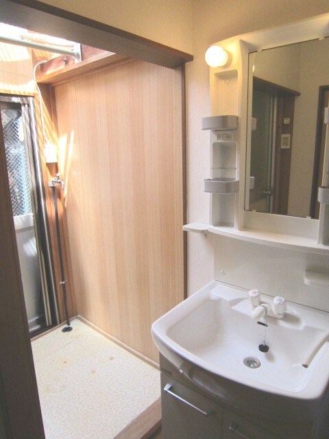 物件内観写真5　(洗面)