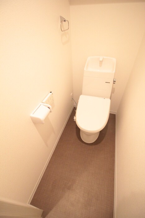 物件内観写真13　(トイレ)