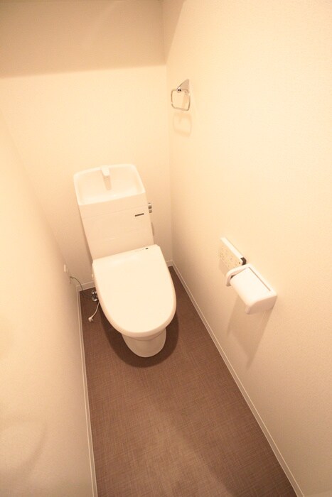 物件内観写真13　(トイレ)