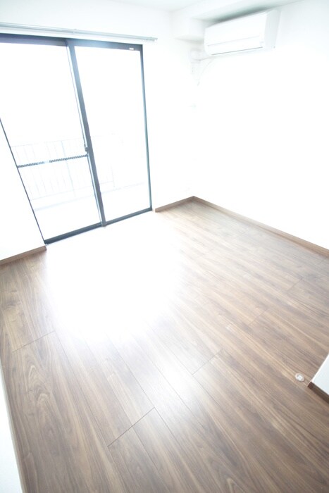 物件内観写真15　(居室)