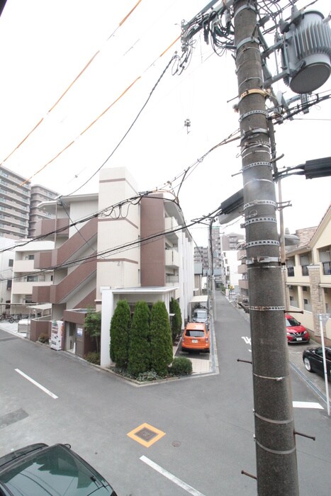 物件内観写真22　(室内からの展望)