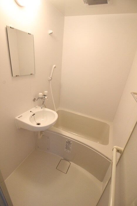 物件内観写真8　(バス／シャワールーム等)