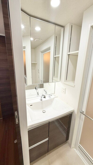 物件内観写真12　(洗面)