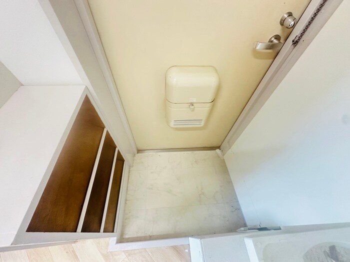 物件内観写真20　(玄関)