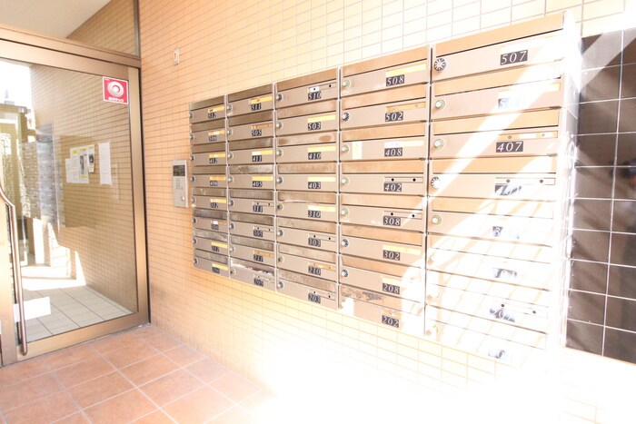 物件外観写真4　(建物設備)