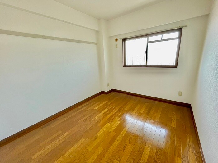 物件内観写真11　(居室)