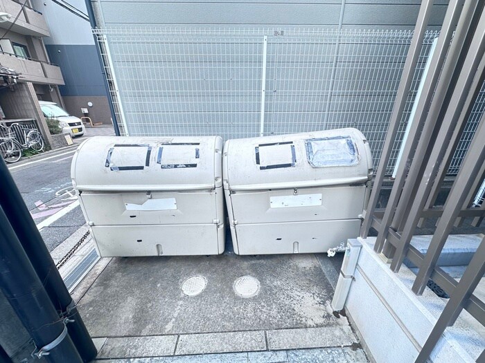 物件外観写真4　(建物設備)