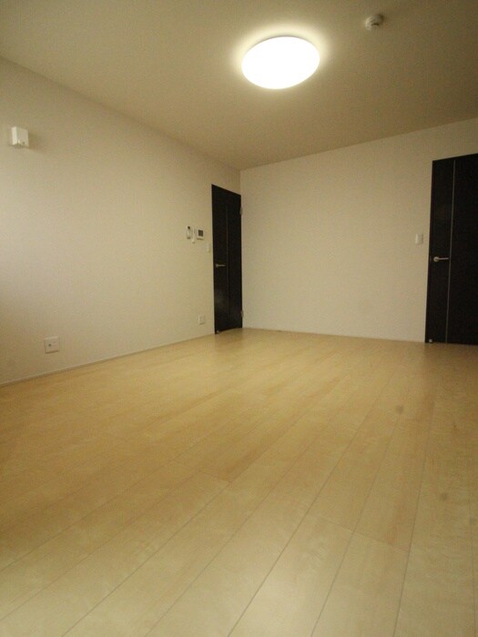 物件内観写真11　(居室)