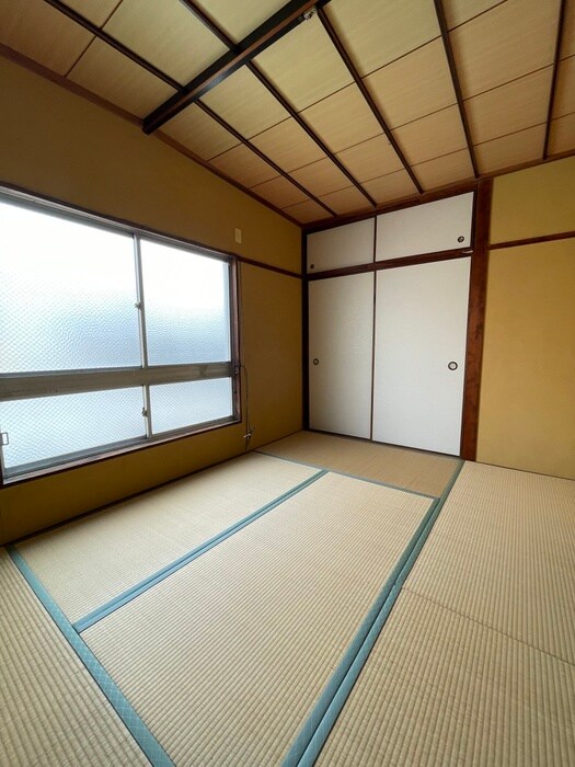 物件内観写真5　(居室)