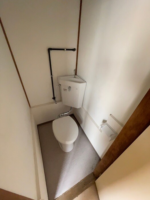 物件内観写真8　(トイレ)