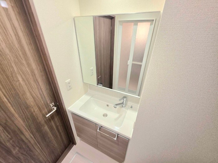 物件内観写真9　(洗面)