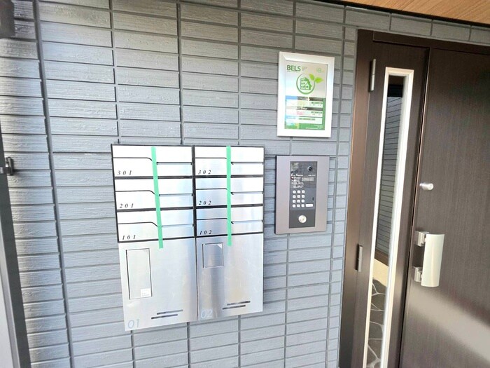 物件外観写真4　(建物設備)