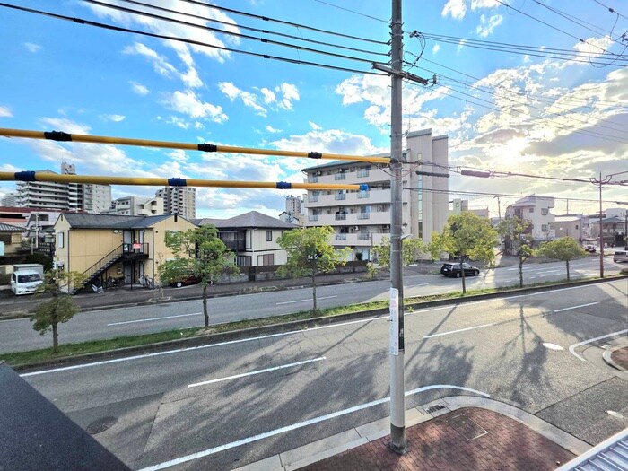 物件内観写真22　(室内からの展望)