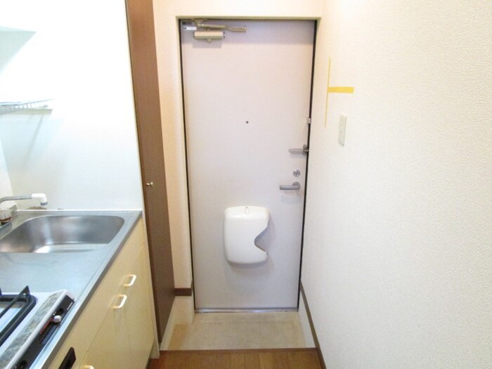 物件内観写真21　(玄関)