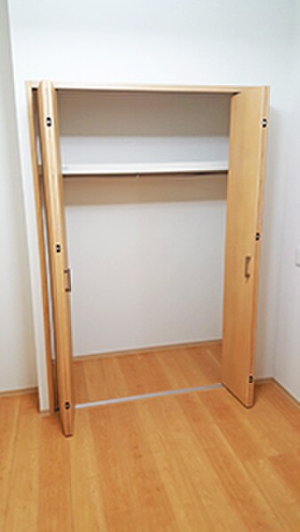 物件内観写真8　(収納)