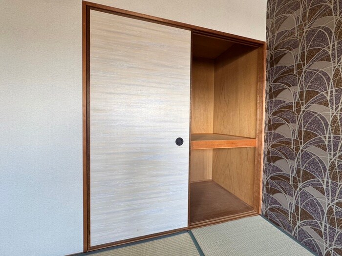 物件内観写真16　(収納)