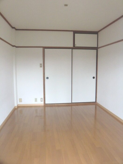 物件内観写真11　(居室)