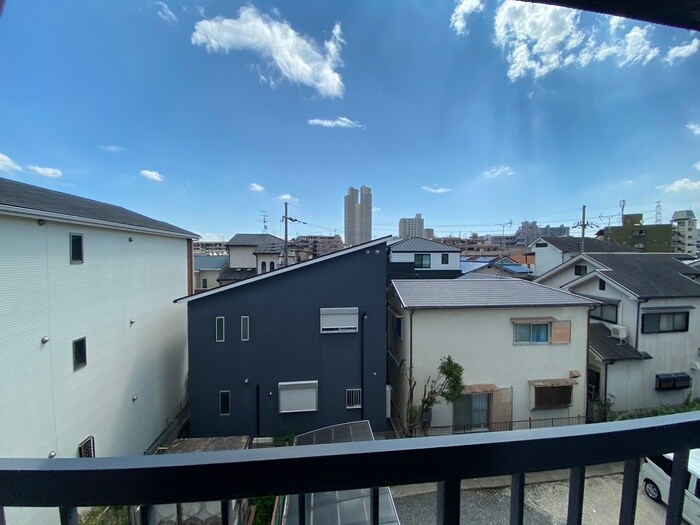 物件内観写真17　(室内からの展望)