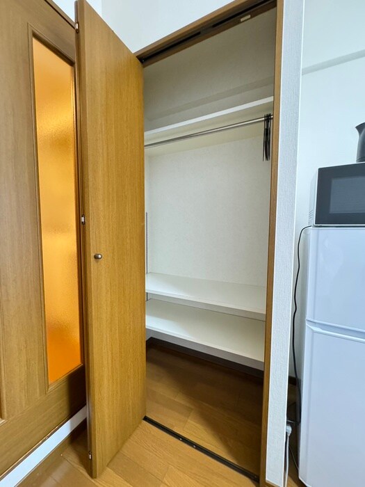 物件内観写真12　(収納)