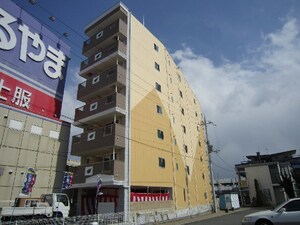 NsﾏﾝｼｮﾝYANAGASAKI外観写真
