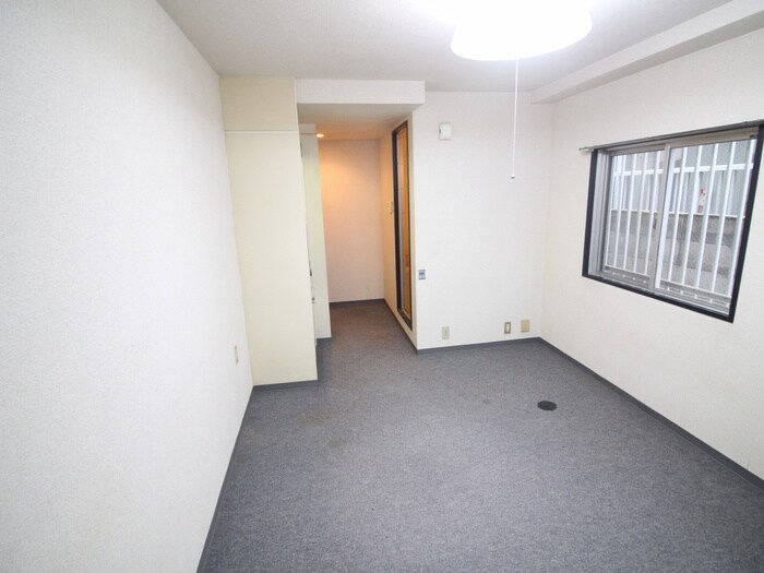 物件内観写真12　(居室)