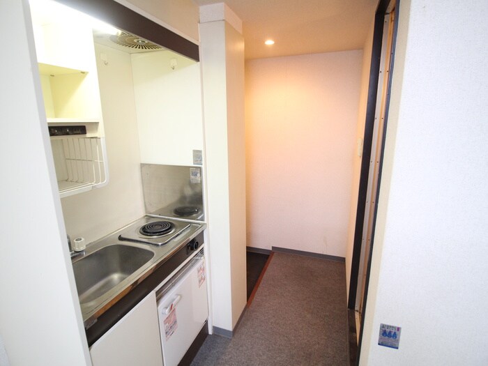 物件内観写真14　(廊下)