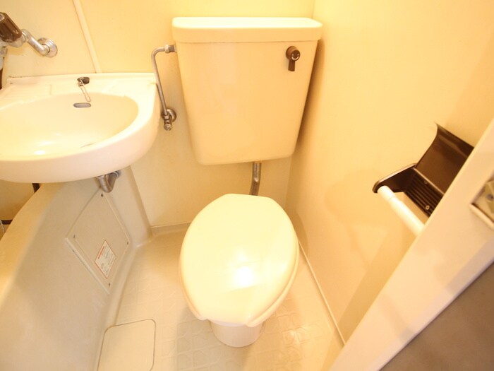 物件内観写真17　(トイレ)