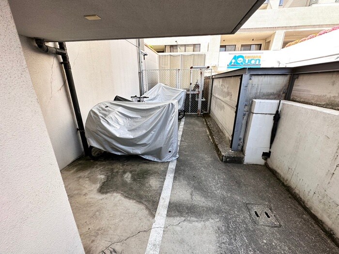 物件外観写真2　(駐輪場)