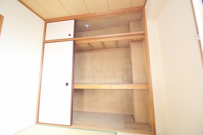 物件内観写真11　(収納)