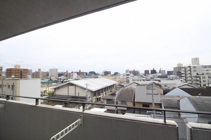 物件内観写真20　(室内からの展望)