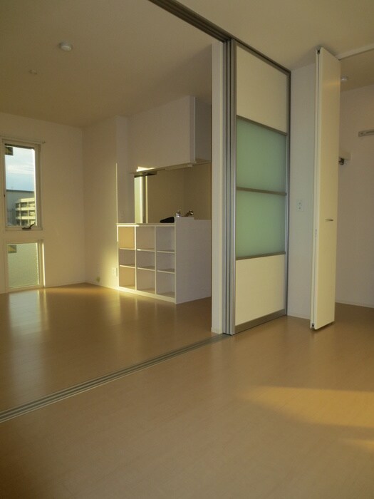 物件内観写真12　(居室)