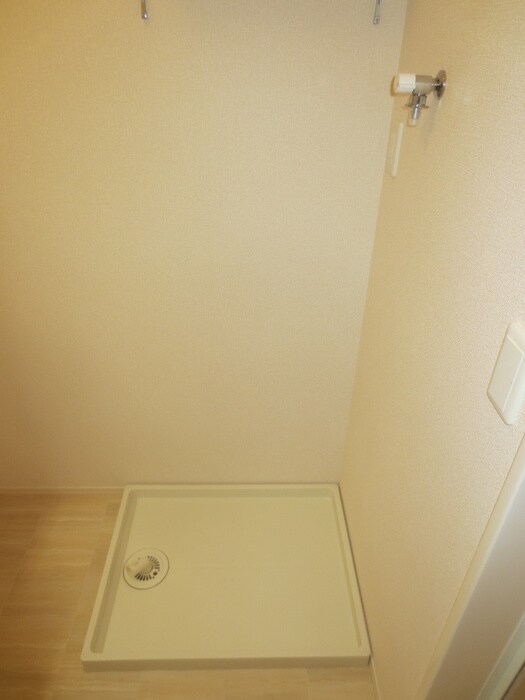 物件内観写真20　(洗濯機置場)