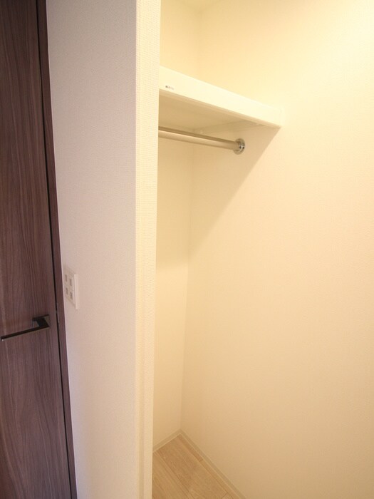 物件内観写真16　(収納)