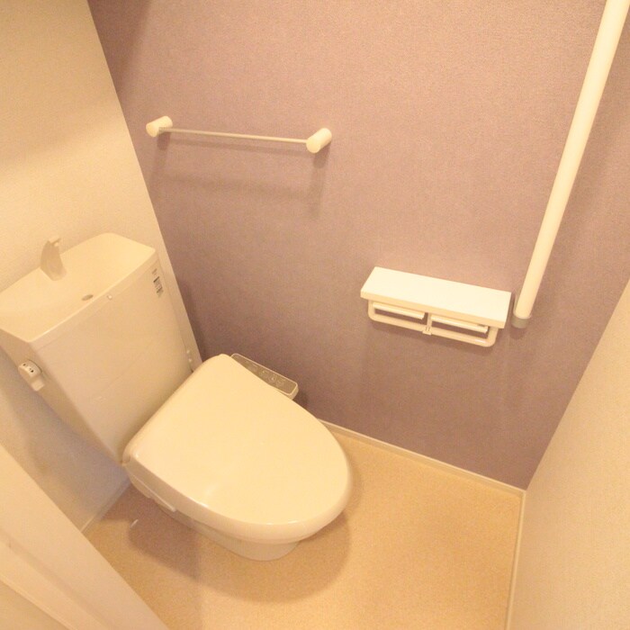 物件内観写真11　(トイレ)