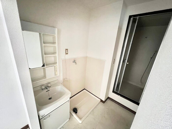 物件内観写真12　(洗面)