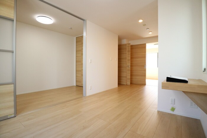 物件内観写真1　(居室)