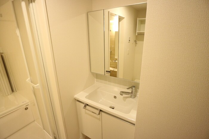 物件内観写真5　(洗面)