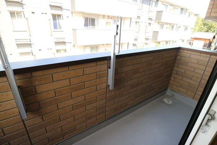 物件内観写真9　(ベランダ・バルコニー)