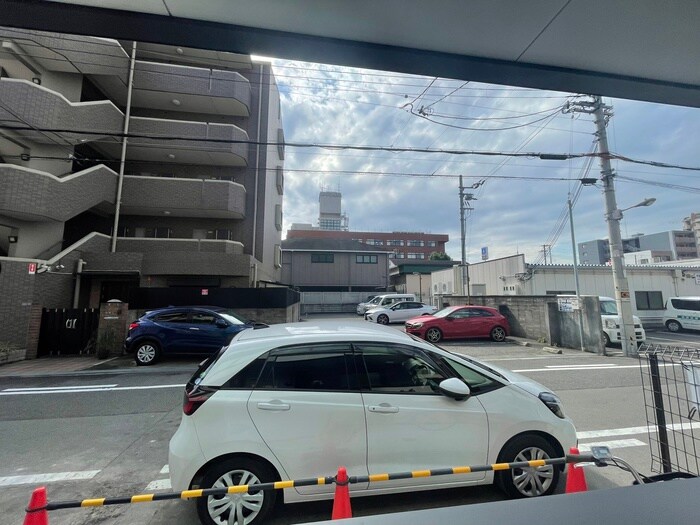 物件内観写真22　(室内からの展望)