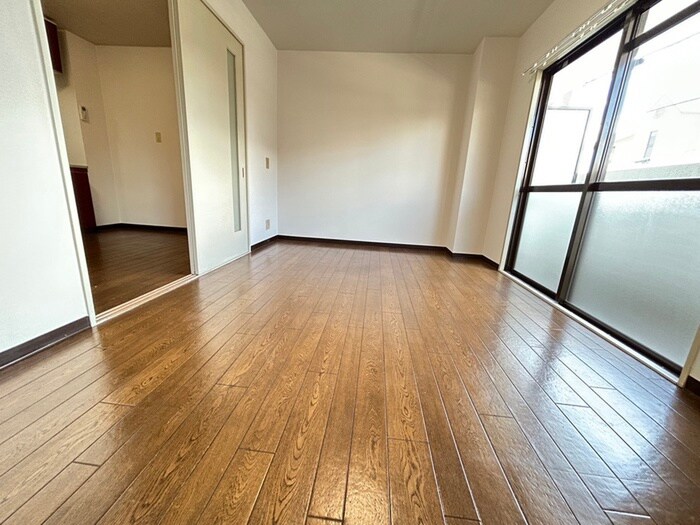 物件内観写真14　(居室)