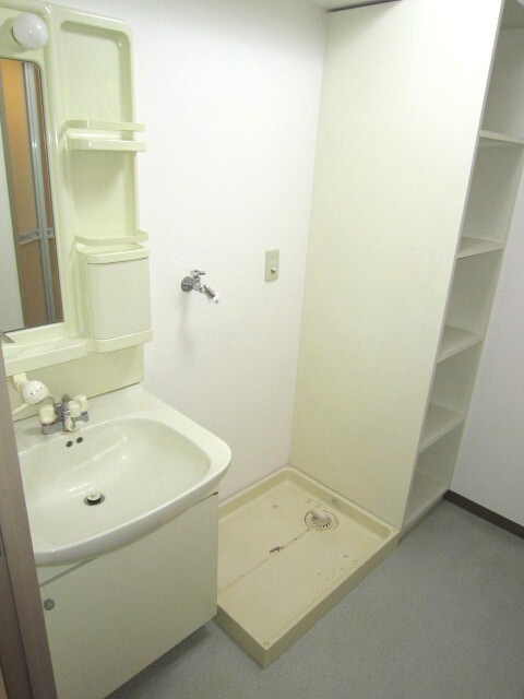 物件内観写真13　(洗面)