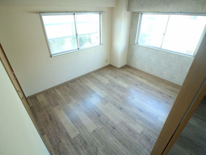 物件内観写真12　(居室)