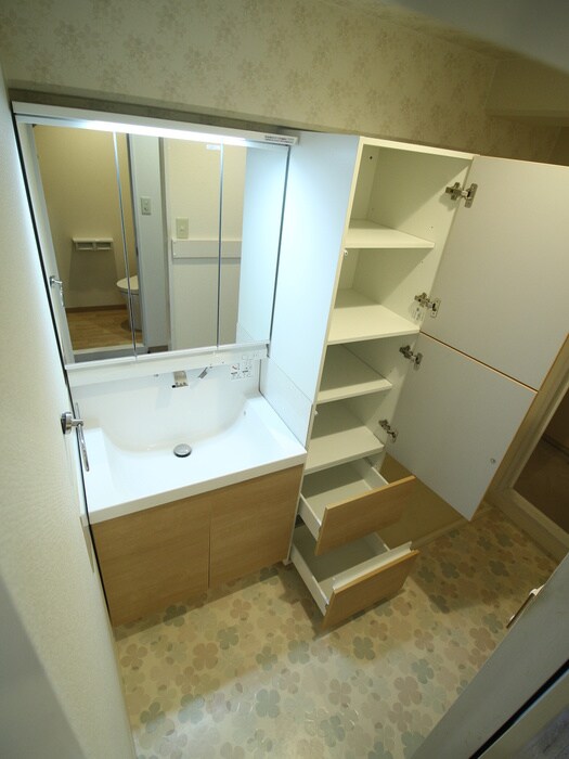 物件内観写真13　(洗面)