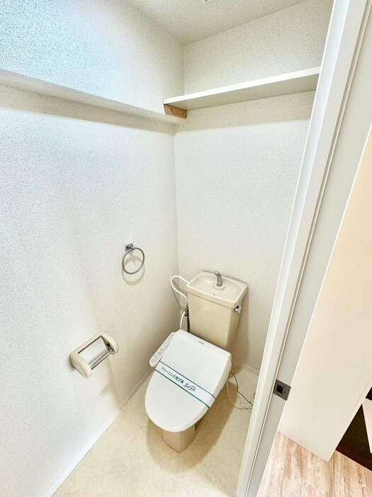 物件内観写真16　(トイレ)