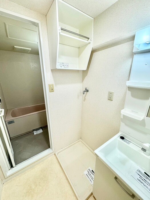 物件内観写真17　(洗濯機置場)